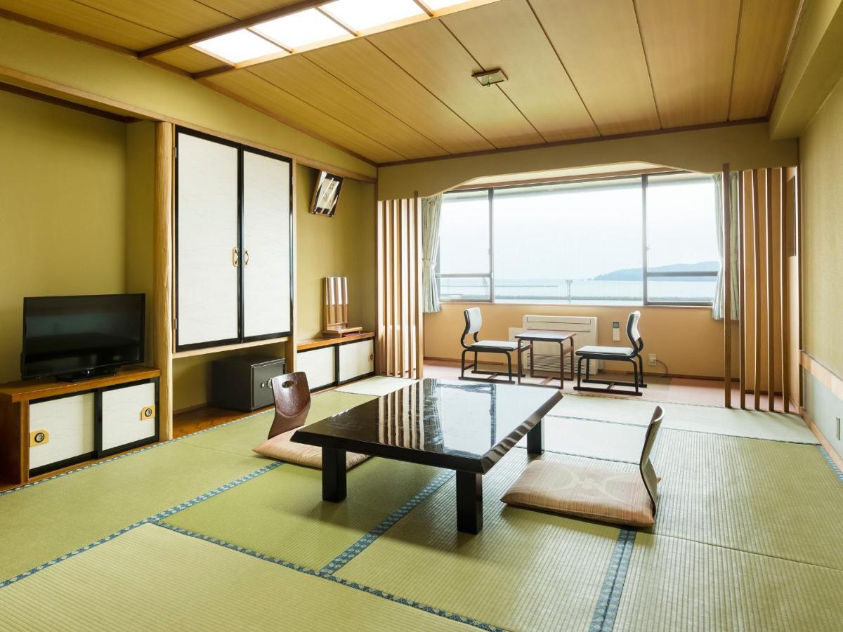 Hotel Omiya Miyako  Exterior photo